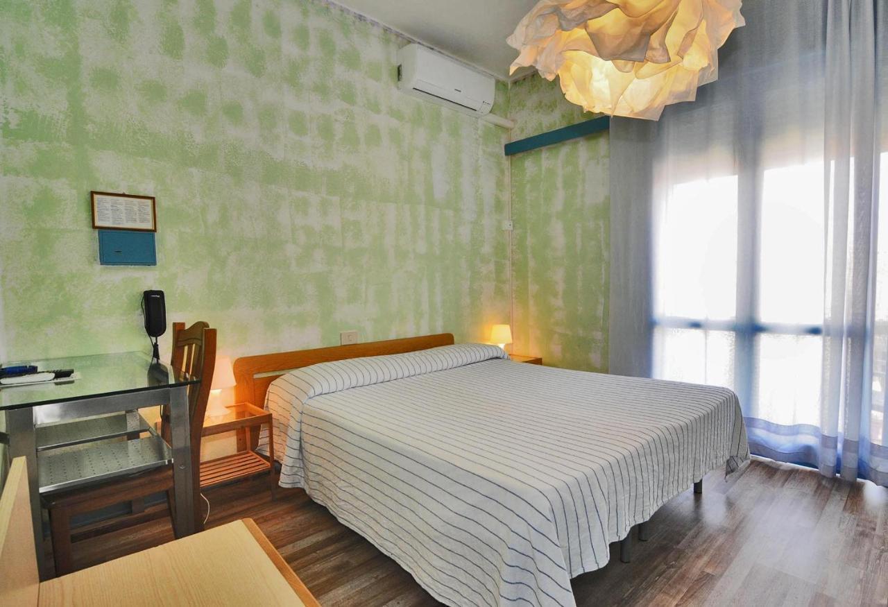 Hotel Antonella カオルレ エクステリア 写真